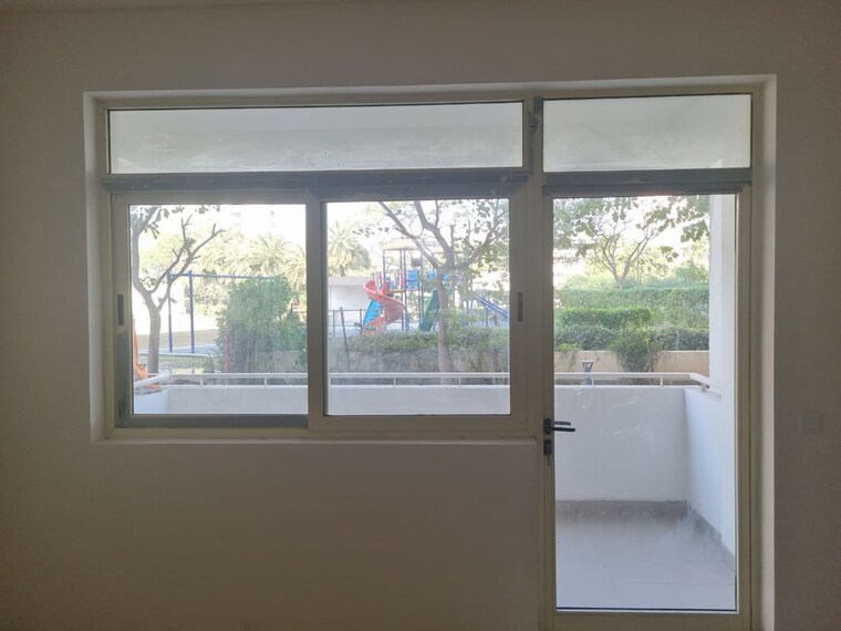 Balcony, vatika-gurgaon-21 3 Bedroom 1750 Sq.Ft. Apartment In Sector 83 Gurgaon 10581675