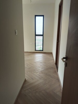 Room in 3 BHK Apartment at Raymond The Address, Pokhran Road No Two – for Rent