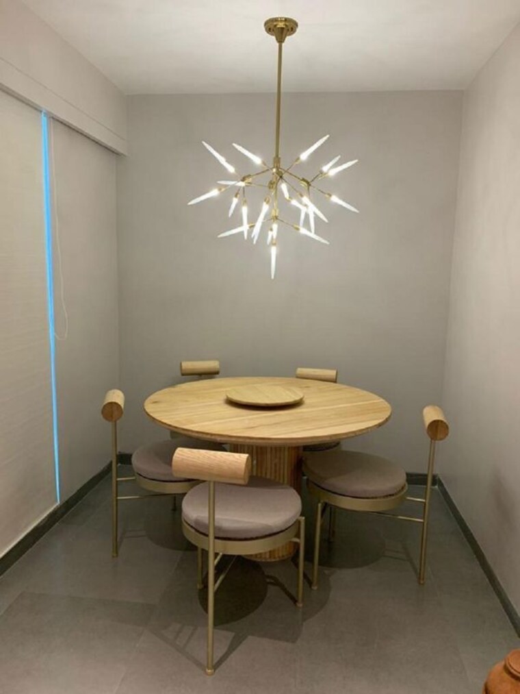 Dining area, bandra west 1 Bedroom 500 Sq.Ft. Apartment In Bandra West Mumbai 10581778