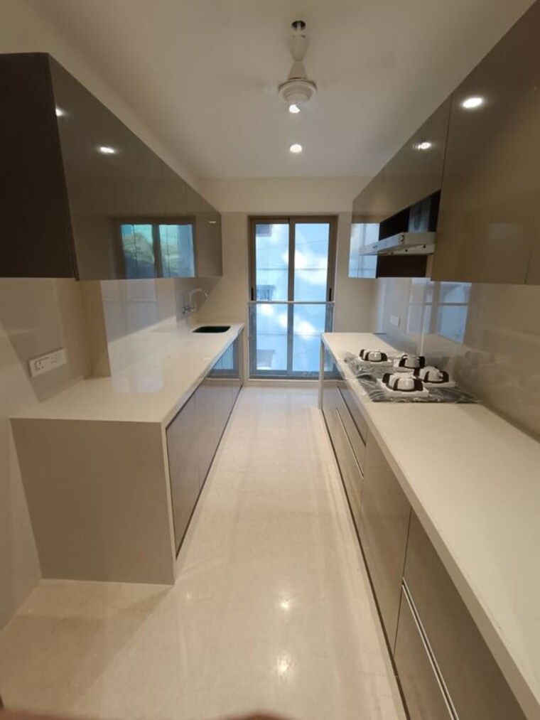 Kitchen, supreme-evana 3 Bedroom 1100 Sq.Ft. Apartment In Bandra West Mumbai 10581793