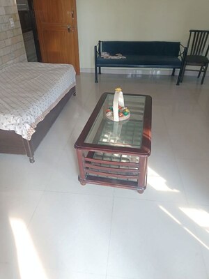Furnished Amenities in 3 BHK Apartment at Arun Vihar Sector 37, Sector 37 – for Rent