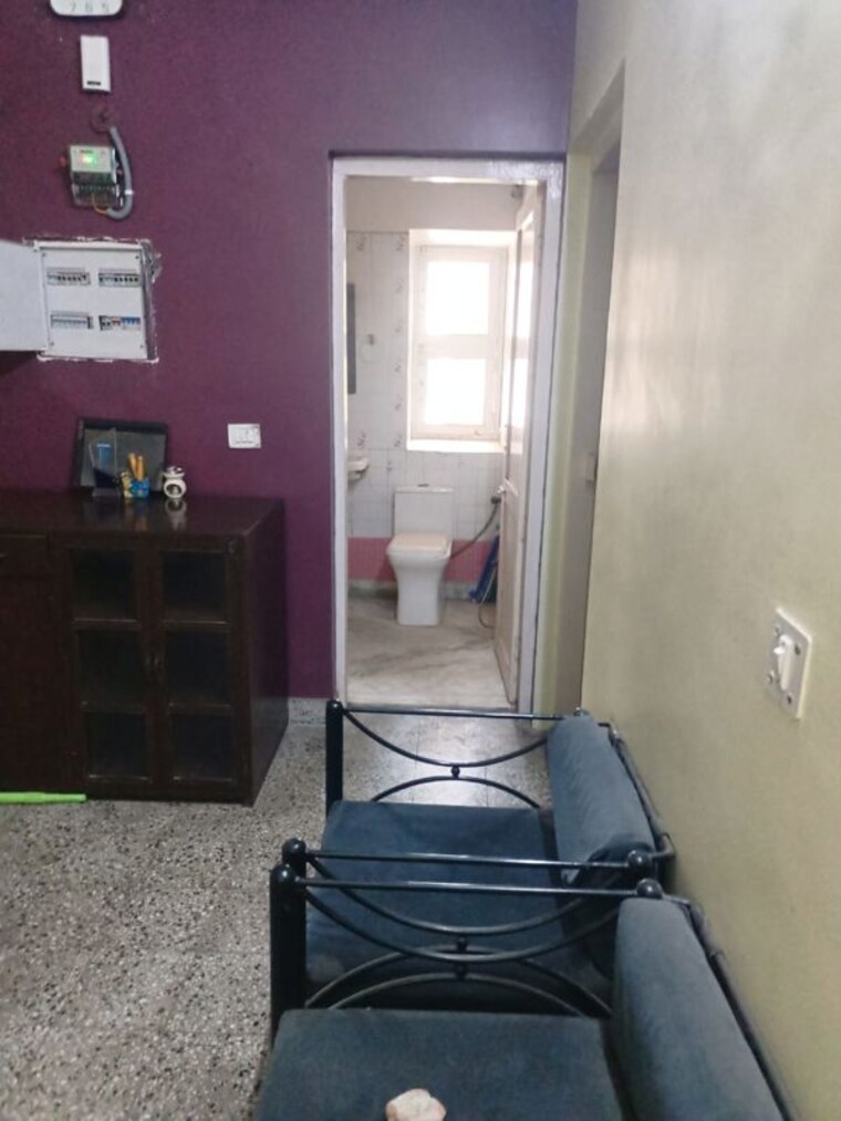 Bathroom, arun-vihar-sector-37 3 Bedroom 1300 Sq.Ft. Apartment In Sector 37 Noida 10552918