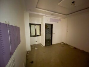 Room in  Apartment at Uttam Nagar – for Sale