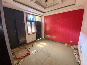 Room in  Apartment at Uttam Nagar – for Sale
