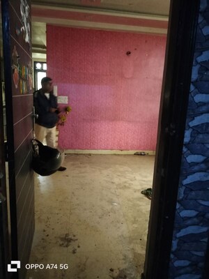 Room in  Apartment at Uttam Nagar – for Sale