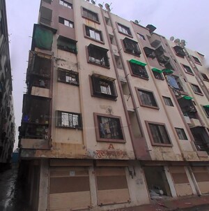  Apartment For Sale in Kadodara