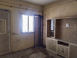 Room in  Apartment at Ankleshwar – for Sale