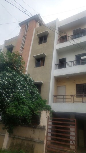  Apartment For Sale in Smruti Nagar