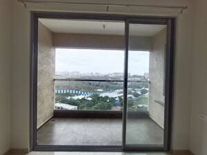 Room in 2 BHK Apartment at Vilas Javdekar Yashwin Enchante, Kharadi – for Sale