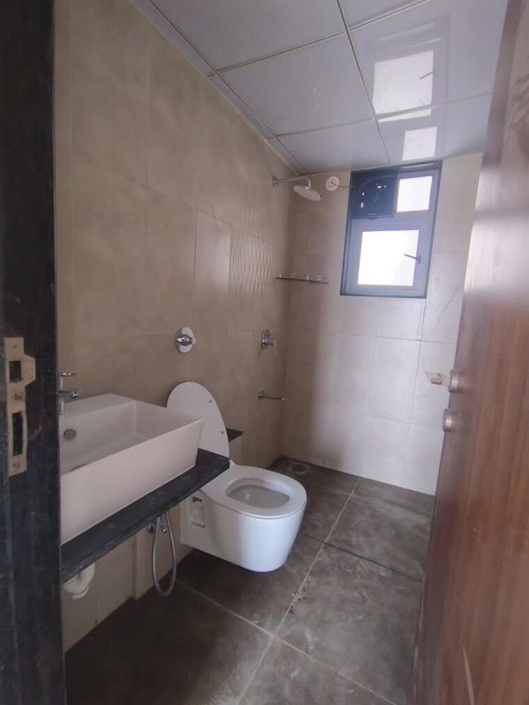Bathroom, vilas-javdekar-yashwin-enchante 2 Bedroom 1085 Sq.Ft. Apartment In Kharadi Pune 10581830