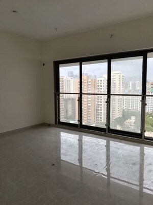 Room in 2 BHK Apartment at Silver Serene Goregaon, Goregaon West – for Rent