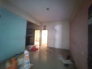 Room in  Apartment at Kamrej – for Sale