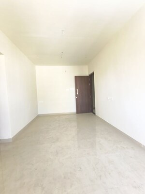 Room in 1 BHK Apartment at Borivali West – for Sale