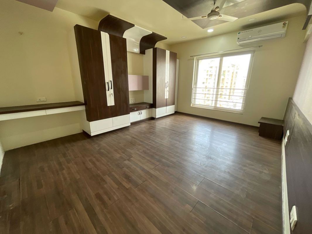 3 BHK + Servant Room 1680 Sq.Ft. Apartment in Vascon Forest County