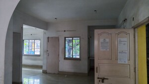 Room in  Apartment at Netaji Subhas Chandra Bose Road – for Sale