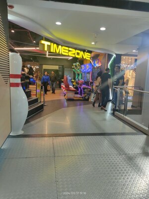 Gym in  Showroom at Sector 28 – for Rent