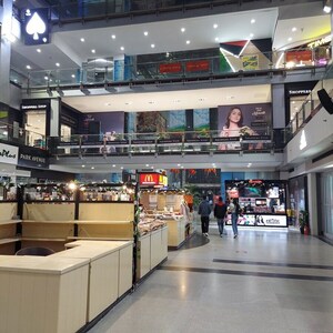 Showroom For Rent in Sector 28