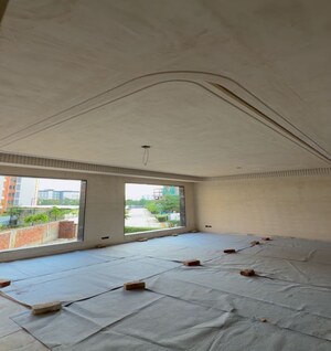 4 BHK Builder Floor For Sale in BPTP Amstoria, Sector 102