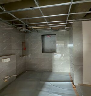 Washroom in 4 BHK Builder Floor at BPTP Amstoria, Sector 102 – for Sale