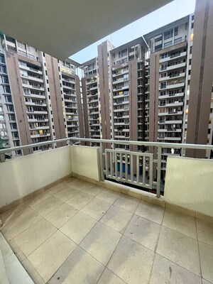 2 BHK Apartment For Rent in SS The Leaf, Sector 85