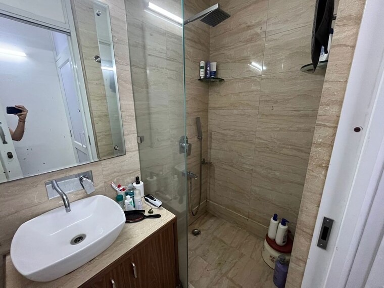 Bathroom, greater kailash i 2 Bedroom 1200 Sq.Ft. Builder Floor In Greater Kailash I Delhi 10581912