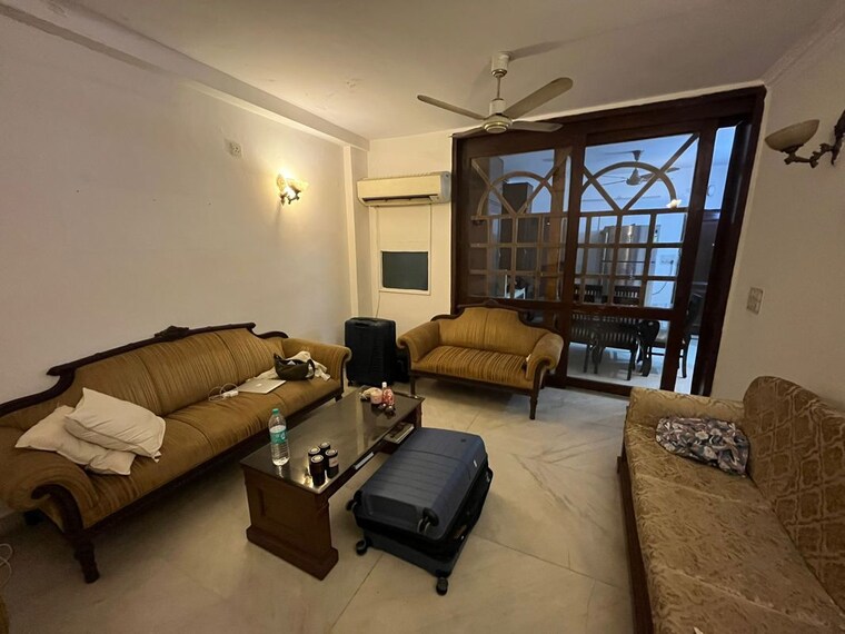 Living Room, greater kailash i 2 Bedroom 1200 Sq.Ft. Builder Floor In Greater Kailash I Delhi 10581912