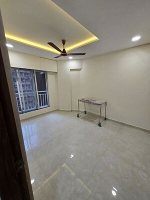 Room in 2 BHK Apartment at Drushti Sapphire, Ghatkopar East – for Rent