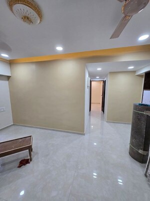 Room in 2 BHK Apartment at Drushti Sapphire, Ghatkopar East – for Rent