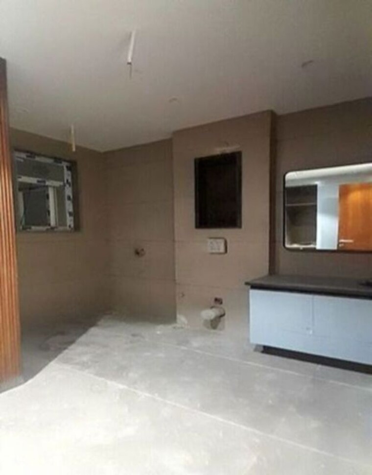 Room, sector 1 3 Bedroom 270 Sq.Yd. Builder Floor In Sector 1 Gurgaon 10333990