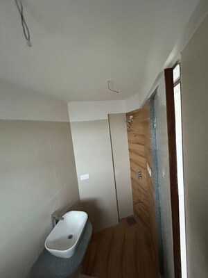 Bathroom in 3 BHK Apartment at Anubhav CHS, Mulund West – for Rent