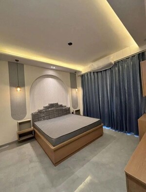 Bedroom in 4 BHK Builder Floor at Palam Vihar – for Sale
