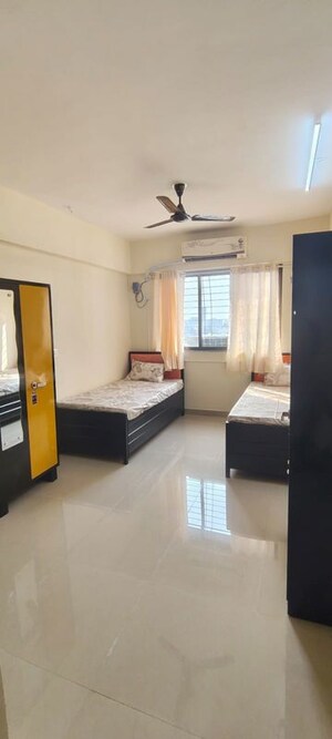 Living Room in  Pg at Malad East – for Rent
