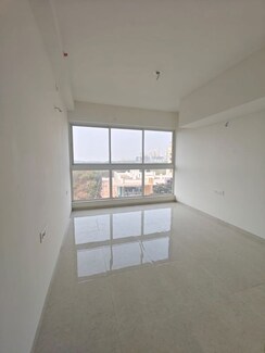 3 BHK + Pooja Room,Servant Room,Study Room,Extra Room Apartment For Rent in Seawoods