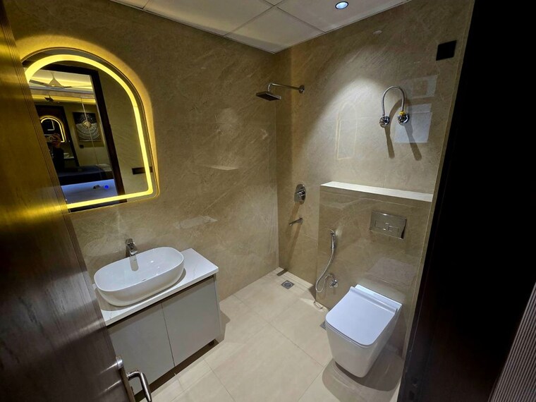 Bathroom, sector 63a 3 Bedroom 158 Sq.Yd. Builder Floor In Sector 63a Gurgaon 10155754