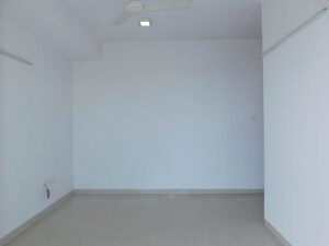 Room in 1 BHK Apartment at Siddha Sky, Sion – for Rent