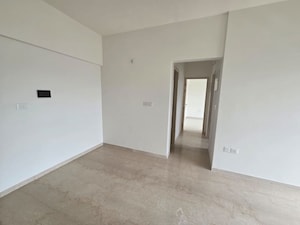 Room in 3 BHK Apartment at L And T Rejuve 360, Mulund West – for Rent