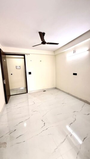 Room in 1 BHK Apartment at Freedom Fighters Enclave – for Rent