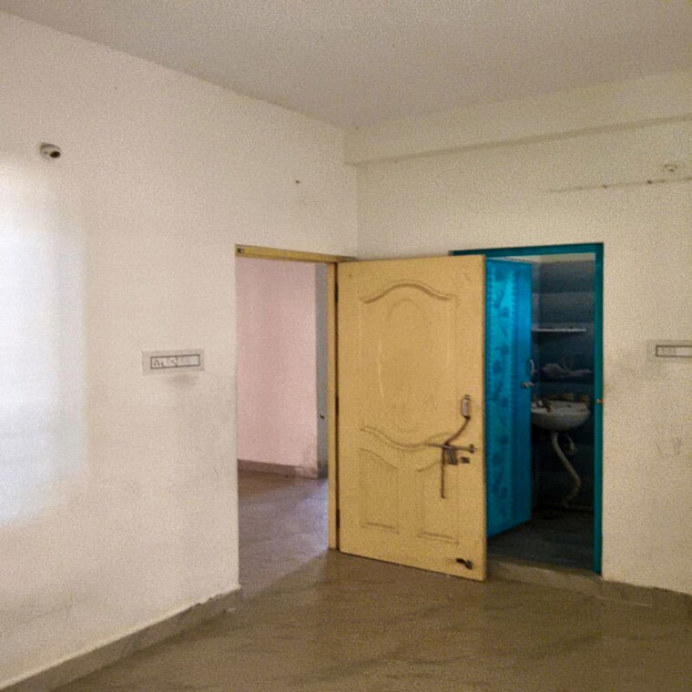Room, kundrathur  990 Sq.Ft. Apartment In Kundrathur Chennai 10582124