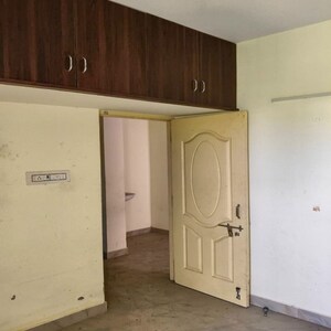 Room in  Apartment at Kundrathur – for Sale
