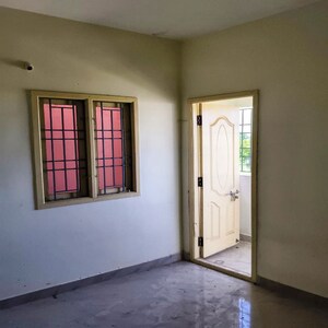 Room in  Apartment at Kundrathur – for Sale
