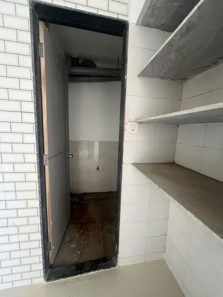 Attached Bathroom, surat dumas road 1 Bedroom 813 Sq.Ft. Apartment In Surat Dumas Road Surat 10559013
