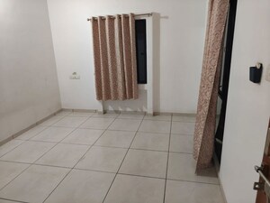 Room in 1 BHK Apartment at Vejalpur – for Rent