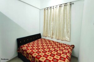 Bedroom in 1 BHK Apartment at Mhada Colony – for Rent