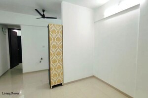 Living Room in 1 BHK Apartment at Mhada Colony – for Rent