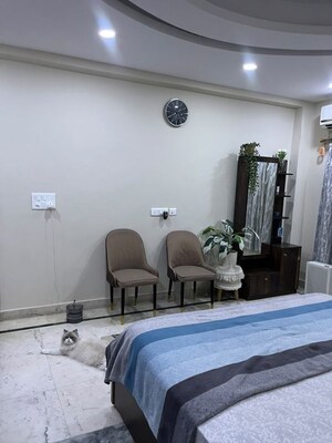 Gym in 4 BHK Villa at Sector 50 – for Rent