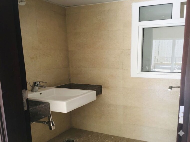 Bathroom, mahindra-windchimes 4 Bedroom 3330 Sq.Ft. Apartment In Bannerghatta Road Bangalore 10582230