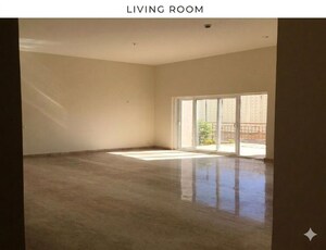 Room in 4 BHK Apartment at Mahindra Windchimes, Bannerghatta Road – for Sale