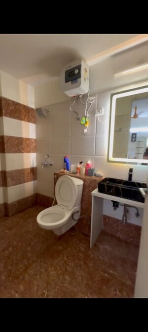 Team Area in 3 BHK Apartment at Umang Winter Hills, Sector 77 – for Sale