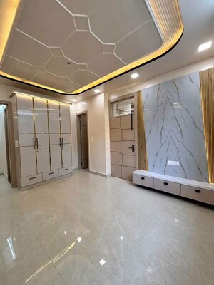 Room in 3 BHK Builder Floor at Uttam Nagar – for Sale