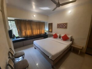 Furnished Amenities in 3 BHK Apartment at Marathon Monte South, Byculla West – for Rent